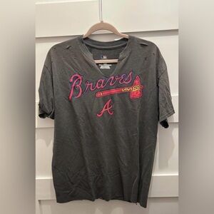 Distressed Atlanta Braves Graphic T-Shirt